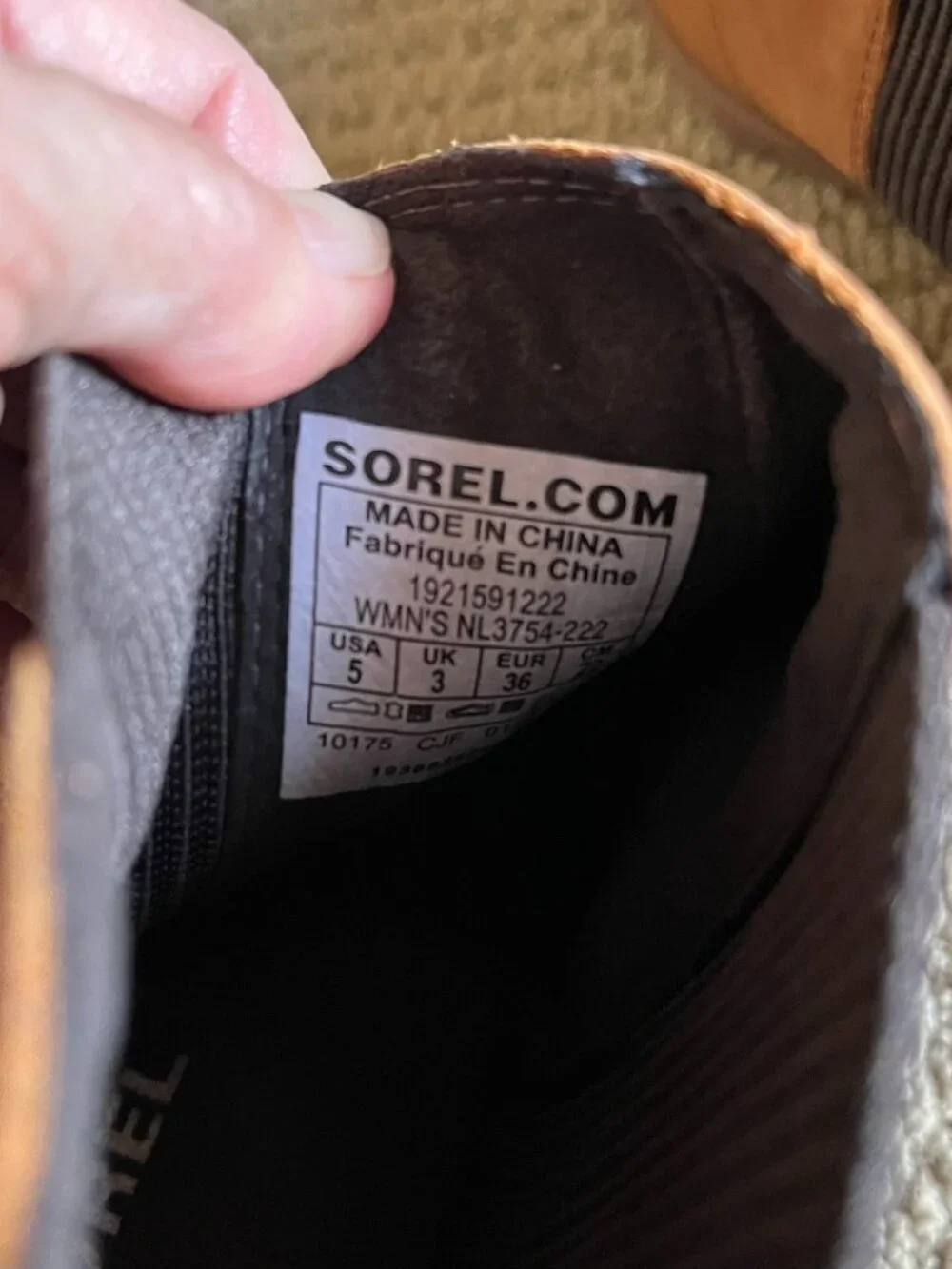 SOREL Joan of Arctic Wedge II Chelsea Boot in Iced Tea, Very Good Condition Sz 5